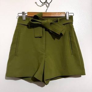 Wilfred size 4 shorts